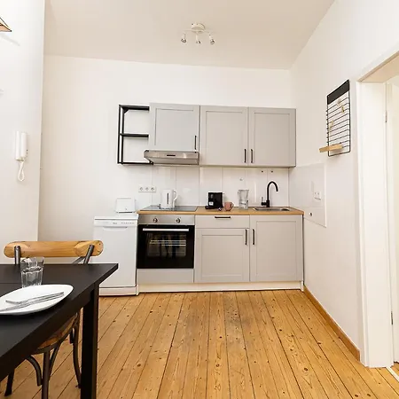 Fabelhafte Zum Wohlfuehlen Mit Junik Apartment