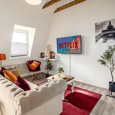 Fabelhafte Zum Wohlfuehlen Mit Junik *