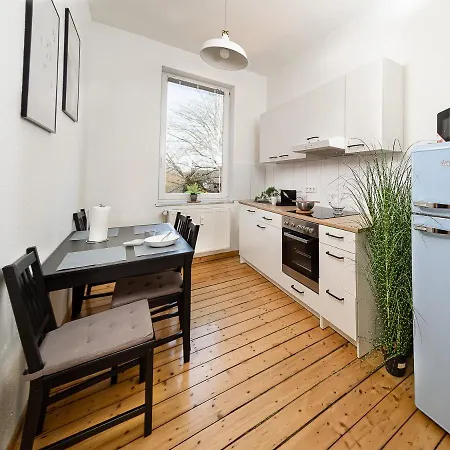 Fabelhafte Zum Wohlfuehlen Mit Junik Apartment *