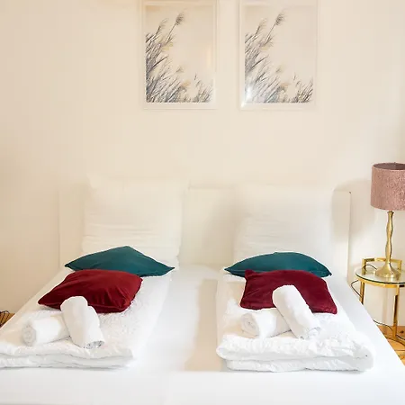 Apartment Fabelhafte Zum Wohlfuehlen Mit Junik Duisburg